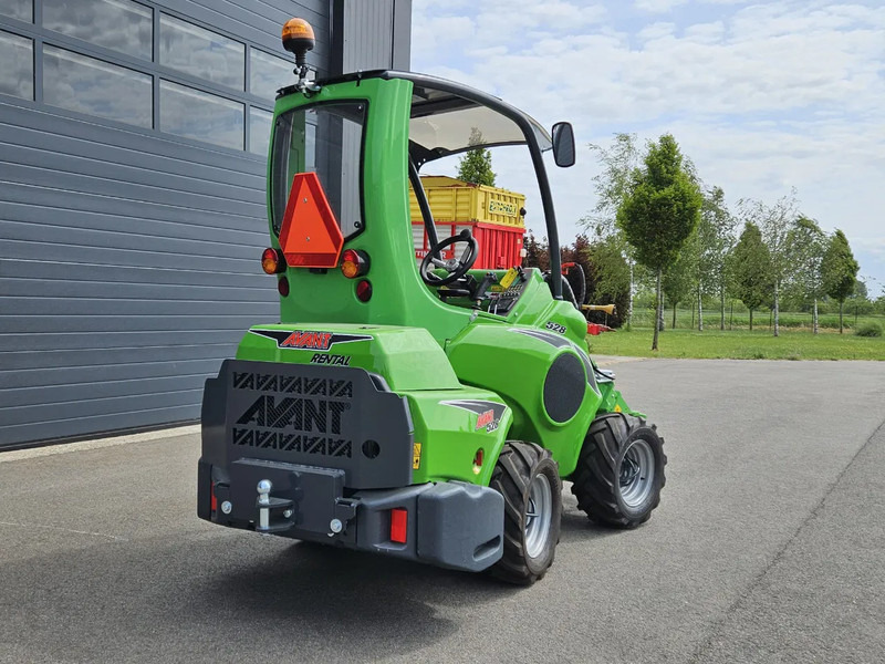 Avant 528 Rental mini-shovel - Chargeuse compacte sur chenilles: photos 4 Avant 528 Rental mini-shovel - Chargeuse compacte sur chenilles: photos 4