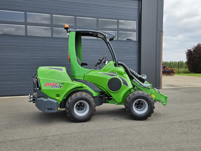 Avant 755i Rental mini-shovel - Chargeuse compacte sur chenilles: photos 3 Avant 755i Rental mini-shovel - Chargeuse compacte sur chenilles: photos 3