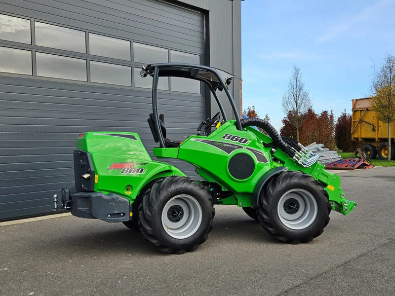 Avant 860i TDL mini-shovel - Chargeuse compacte sur chenilles: photos 3 Avant 860i TDL mini-shovel - Chargeuse compacte sur chenilles: photos 3