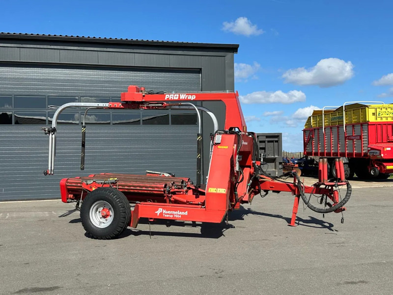 Kverneland Taarup Prowrap 7664 - Enrubanneuse: photos 2 Kverneland Taarup Prowrap 7664 - Enrubanneuse: photos 2