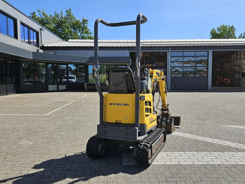New Holland E10SR Mini kraan - Mini grue: photos 4 New Holland E10SR Mini kraan - Mini grue: photos 4