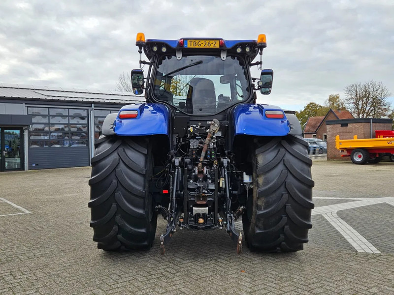 New Holland T7.230AC Autocommand - Tracteur agricole: photos 4 New Holland T7.230AC Autocommand - Tracteur agricole: photos 4