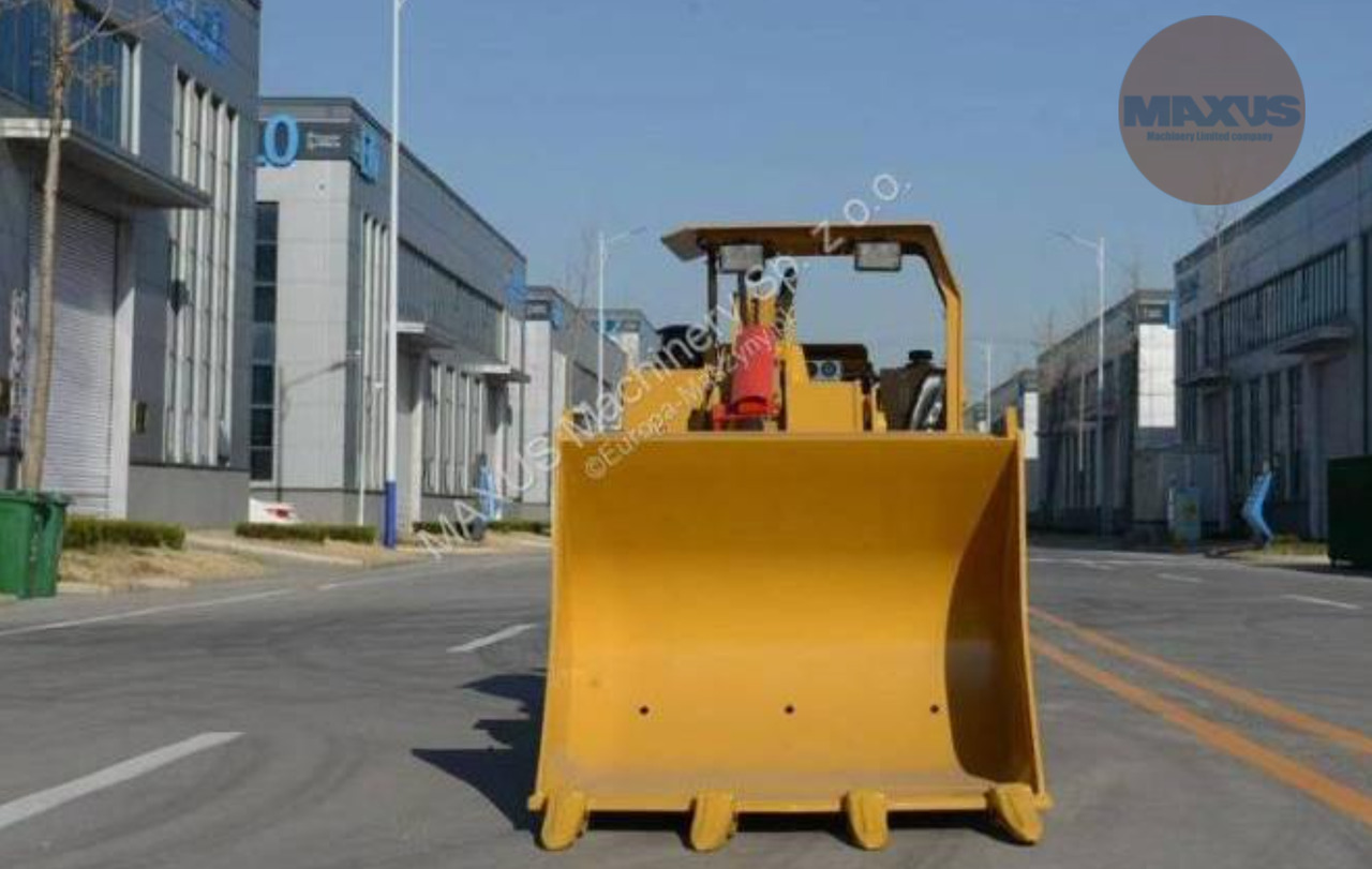 MAXUS Loader Model: 128 cm - Chargeuse sur pneus: photos 5 MAXUS Loader Model: 128 cm - Chargeuse sur pneus: photos 5