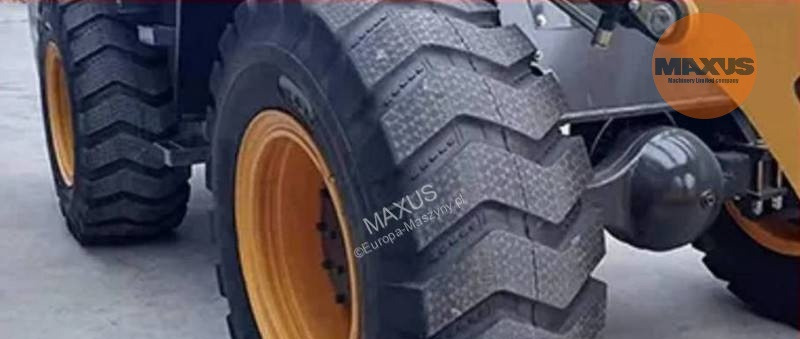 Maxus Maxus Bobcat Loader 4x4 - Chargeuse sur pneus: photos 3 Maxus Maxus Bobcat Loader 4x4 - Chargeuse sur pneus: photos 3