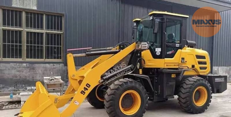 Maxus Maxus Bobcat Loader 4x4 - Chargeuse sur pneus: photos 1 Maxus Maxus Bobcat Loader 4x4 - Chargeuse sur pneus: photos 1