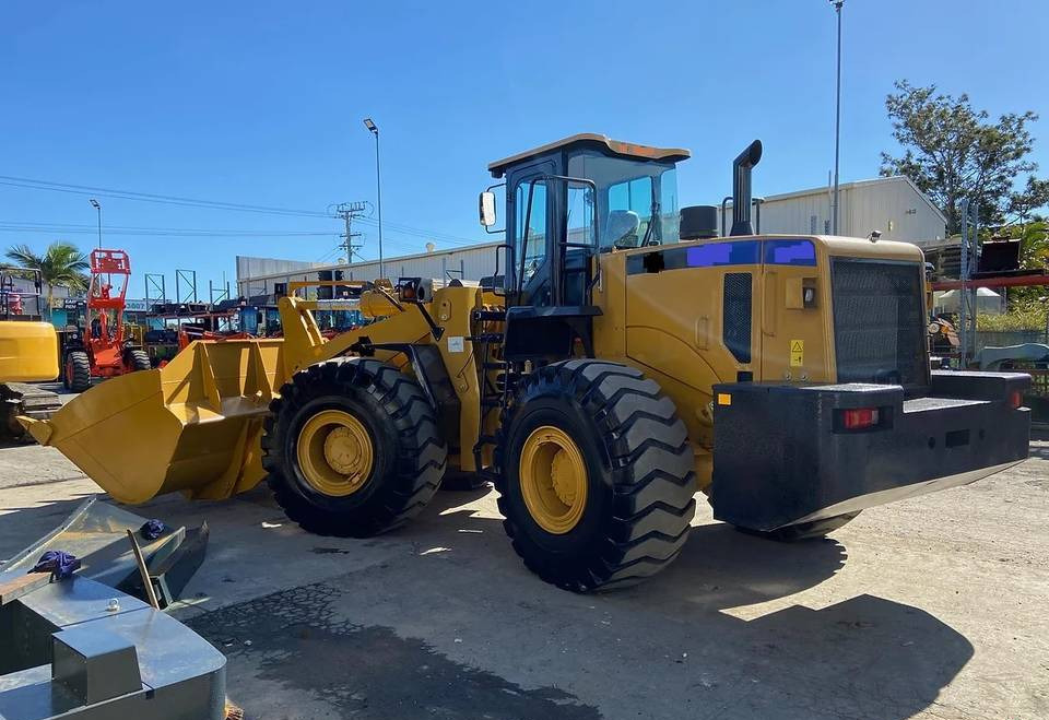 NEW CAT Caterpillar 7 TON Loader Warranty up to 10 YEARS НОВА Копарка CAT Caterpillar 7 ТОН Гарантія до 10 РОКІВ NOWA Ładowarka CAT Caterpillar 7 TON Gwarancja do 10 LAT - Chargeuse sur pneus: photos 4 NEW CAT Caterpillar 7 TON Loader Warranty up to 10 YEARS НОВА Копарка CAT Caterpillar 7 ТОН Гарантія до 10 РОКІВ NOWA Ładowarka CAT Caterpillar 7 TON Gwarancja do 10 LAT - Chargeuse sur pneus: photos 4