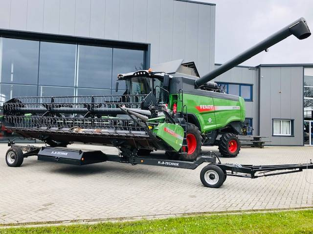 Fendt 5275C PL parallel Combine Maaidorser - Moissonneuse-batteuse: photos 1 Fendt 5275C PL parallel Combine Maaidorser - Moissonneuse-batteuse: photos 1