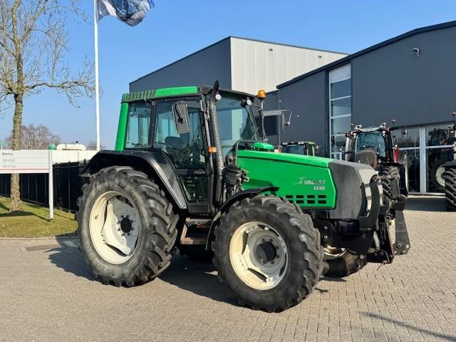 Valtra 6650 Hitech, FH+PTO, 8265 uur! - Tracteur agricole: photos 2 Valtra 6650 Hitech, FH+PTO, 8265 uur! - Tracteur agricole: photos 2