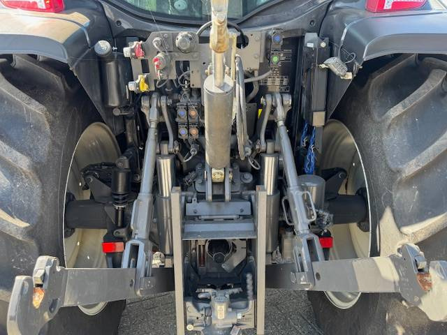 Tracteur agricole Valtra G125 Ecopower Active, 115 uur!! FH+PTO+Voorlader: photos 17