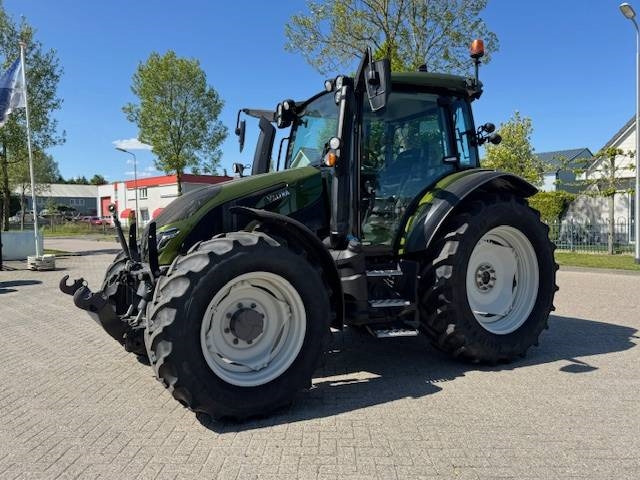 Valtra G125 Ecopower Active, 2022, 1815 uur! - Tracteur agricole: photos 1 Valtra G125 Ecopower Active, 2022, 1815 uur! - Tracteur agricole: photos 1