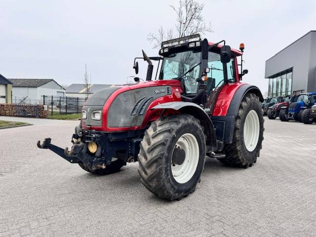 Valtra T172 Direct FH+PTO, 6772 uur! - Tracteur agricole: photos 5 Valtra T172 Direct FH+PTO, 6772 uur! - Tracteur agricole: photos 5