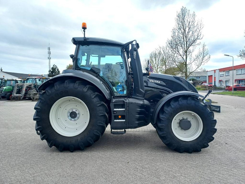 Valtra T174 Direct Smart Touch, 2021, 450 hours! - Tracteur agricole: photos 4 Valtra T174 Direct Smart Touch, 2021, 450 hours! - Tracteur agricole: photos 4