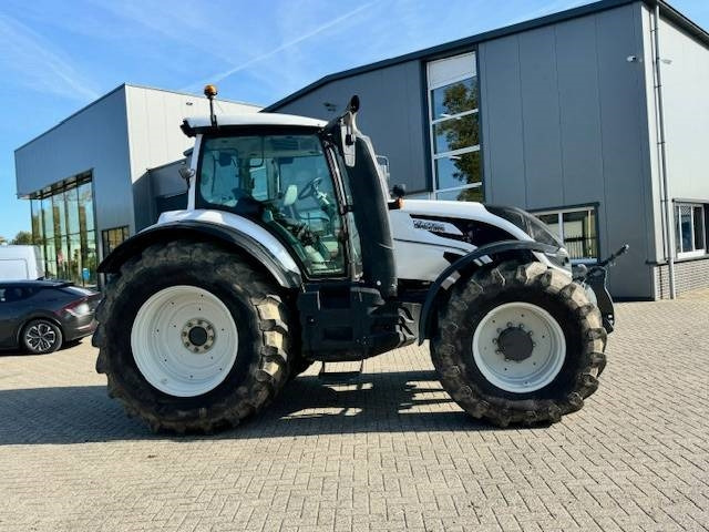 Valtra T214 Versu - Tracteur agricole: photos 4 Valtra T214 Versu - Tracteur agricole: photos 4