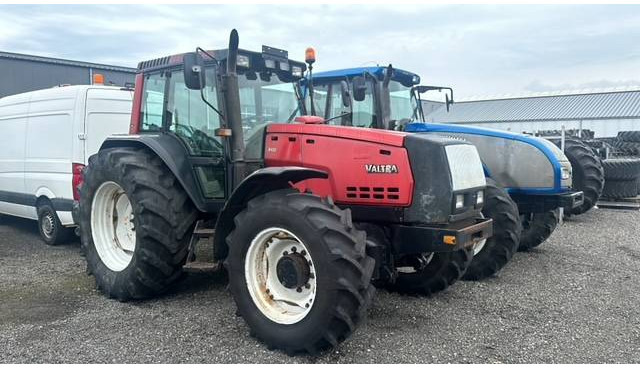 Valtra Valmet 8450, Voorasvering! - Tracteur agricole: photos 5 Valtra Valmet 8450, Voorasvering! - Tracteur agricole: photos 5