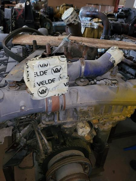 Deutz CD 2015 V08 - Moteur pour Engins de chantier: photos 4 Deutz CD 2015 V08 - Moteur pour Engins de chantier: photos 4