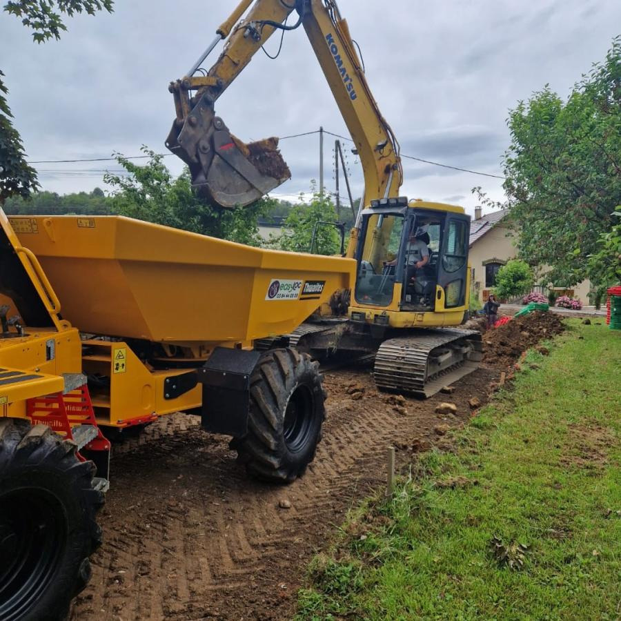Komatsu PC138US-8 - Pelle sur chenille: photos 1 Komatsu PC138US-8 - Pelle sur chenille: photos 1