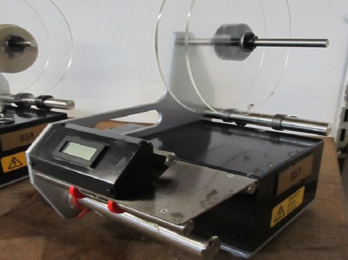 AUTO.ETIKETTENSPENDER PAGO 140 - Machine d'impression: photos 1 AUTO.ETIKETTENSPENDER PAGO 140 - Machine d'impression: photos 1