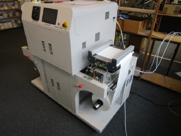 DIGITAL ETIKETTENDRUCKMASCHINE VP320C BIZPRESS 13R - Machine d'impression: photos 2 DIGITAL ETIKETTENDRUCKMASCHINE VP320C BIZPRESS 13R - Machine d'impression: photos 2