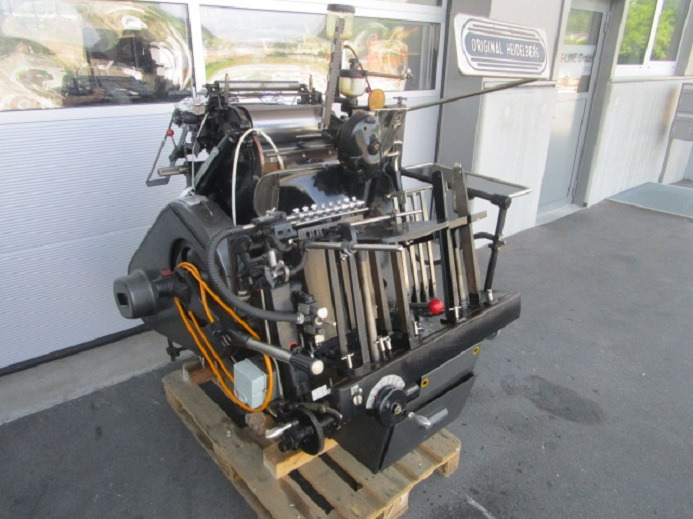 HEIDELBERG TIEGEL A4 MIT HEISSFOLIENPRÄGEEINRICHTUNG - Presse offset: photos 5 HEIDELBERG TIEGEL A4 MIT HEISSFOLIENPRÄGEEINRICHTUNG - Presse offset: photos 5