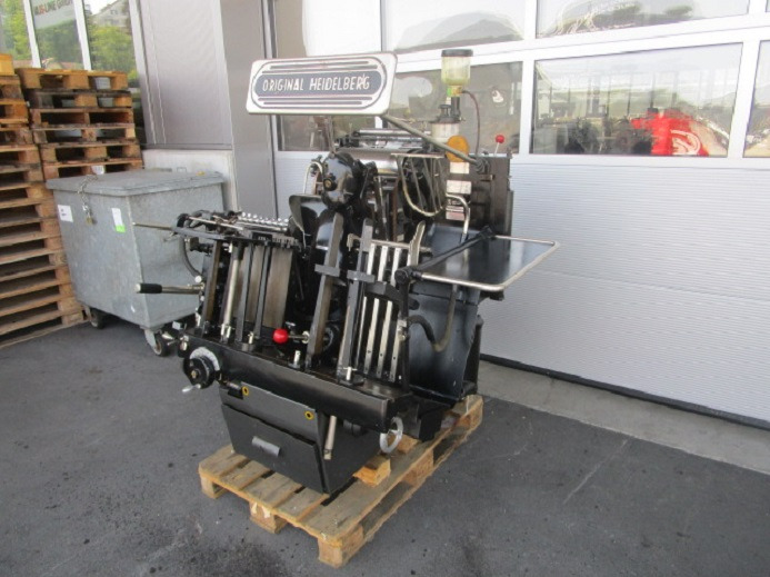 HEIDELBERG TIEGEL A4 MIT HEISSFOLIENPRÄGEEINRICHTUNG - Presse offset: photos 4 HEIDELBERG TIEGEL A4 MIT HEISSFOLIENPRÄGEEINRICHTUNG - Presse offset: photos 4