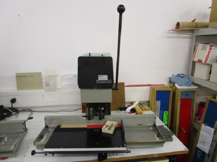 ZWEISPINDELBOHRMASCHINE CITOBORMA 280 - Machine d'impression: photos 1 ZWEISPINDELBOHRMASCHINE CITOBORMA 280 - Machine d'impression: photos 1