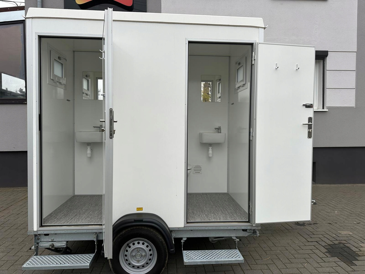 Przyczepa / Trailer - Conteneur comme habitat, Remorque: photos 4 Przyczepa / Trailer - Conteneur comme habitat, Remorque: photos 4