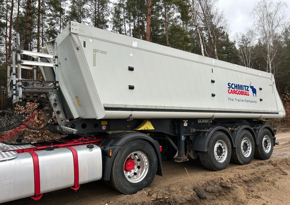 Schmitz Cargobull GOTHA / WYWROTKA 26 m3 / ŻWIRÓWKA / OŚ PODNOSZONA / 2015 ROK !! - Semi-remorque benne: photos 1 Schmitz Cargobull GOTHA / WYWROTKA 26 m3 / ŻWIRÓWKA / OŚ PODNOSZONA / 2015 ROK !! - Semi-remorque benne: photos 1