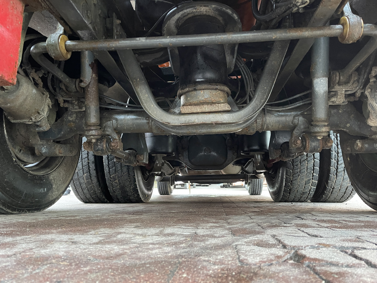 Camion hydrocureur Mercedes-Benz 2531L: photos 24