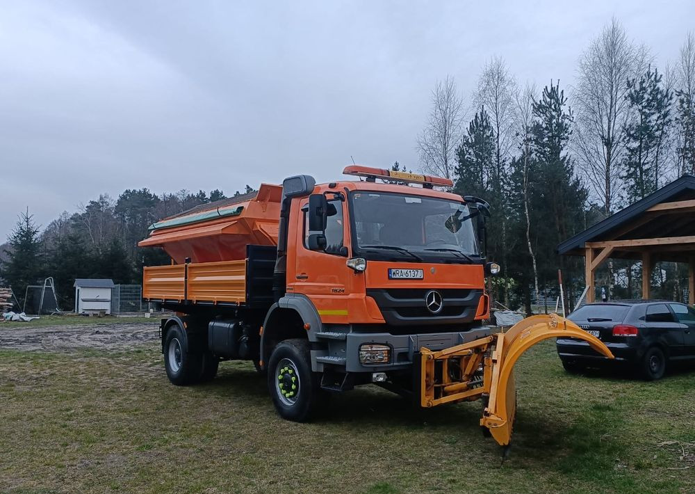 Mercedes-Benz Axor 1824 - Engin de déneigement: photos 4 Mercedes-Benz Axor 1824 - Engin de déneigement: photos 4