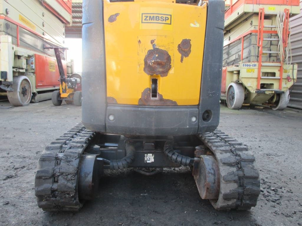 Mini pelle Bobcat E 08: photos 8