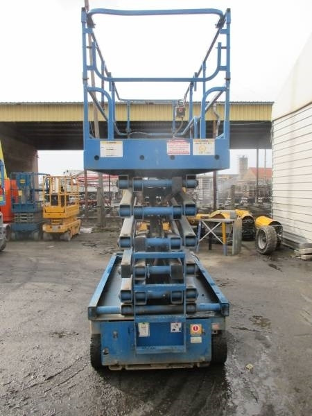 Haulotte Compact 14 - Nacelle ciseaux: photos 4 Haulotte Compact 14 - Nacelle ciseaux: photos 4
