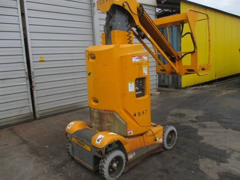 Haulotte Star 10 - Nacelle à mât vertical: photos 2 Haulotte Star 10 - Nacelle à mât vertical: photos 2