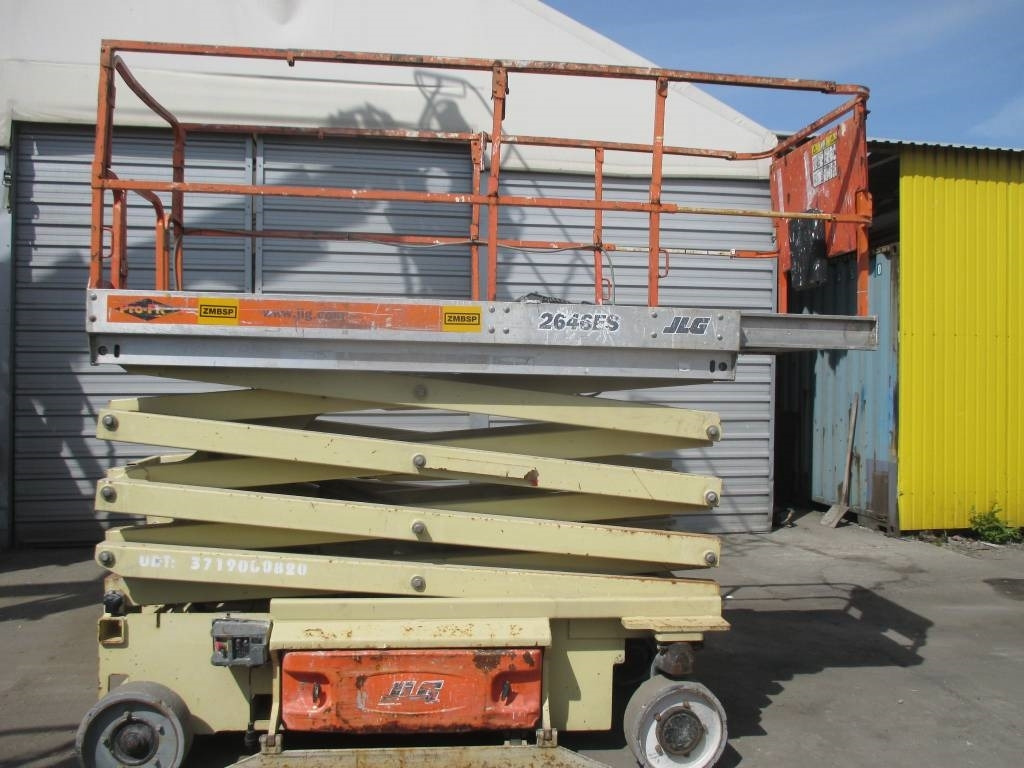 JLG 2646 ES - Nacelle ciseaux: photos 1 JLG 2646 ES - Nacelle ciseaux: photos 1