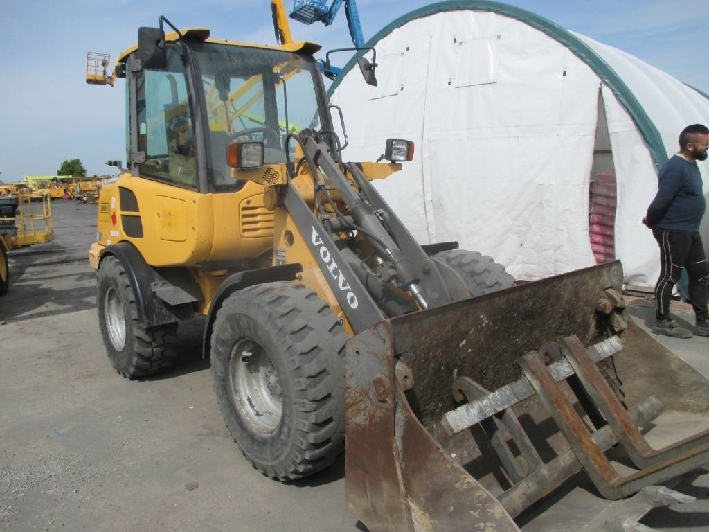 Chargeuse sur pneus Volvo L 25 F: photos 8