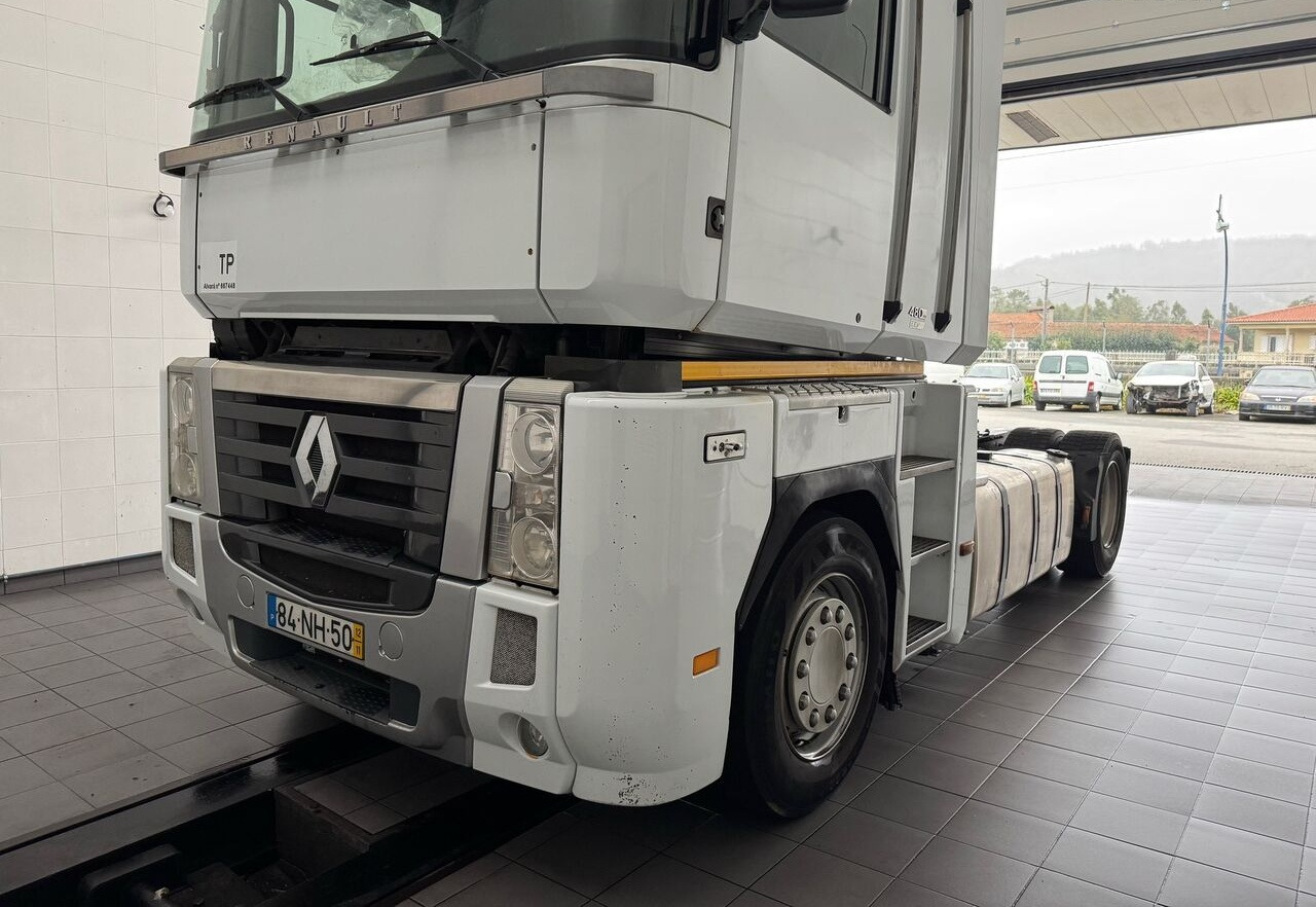 Renault Magnum 480 - Tracteur routier: photos 5 Renault Magnum 480 - Tracteur routier: photos 5