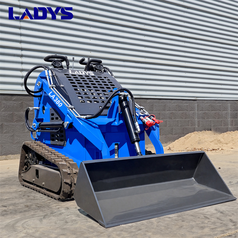 LADYS LA380 Mini Skid Steer Loader Compact Track Diesel Cheap Mini Skid Steer Loader For Sale With Mini Skid Steer Attachments 4 In 1 Bucket - Mini chargeuse: photos 2 LADYS LA380 Mini Skid Steer Loader Compact Track Diesel Cheap Mini Skid Steer Loader For Sale With Mini Skid Steer Attachments 4 In 1 Bucket - Mini chargeuse: photos 2