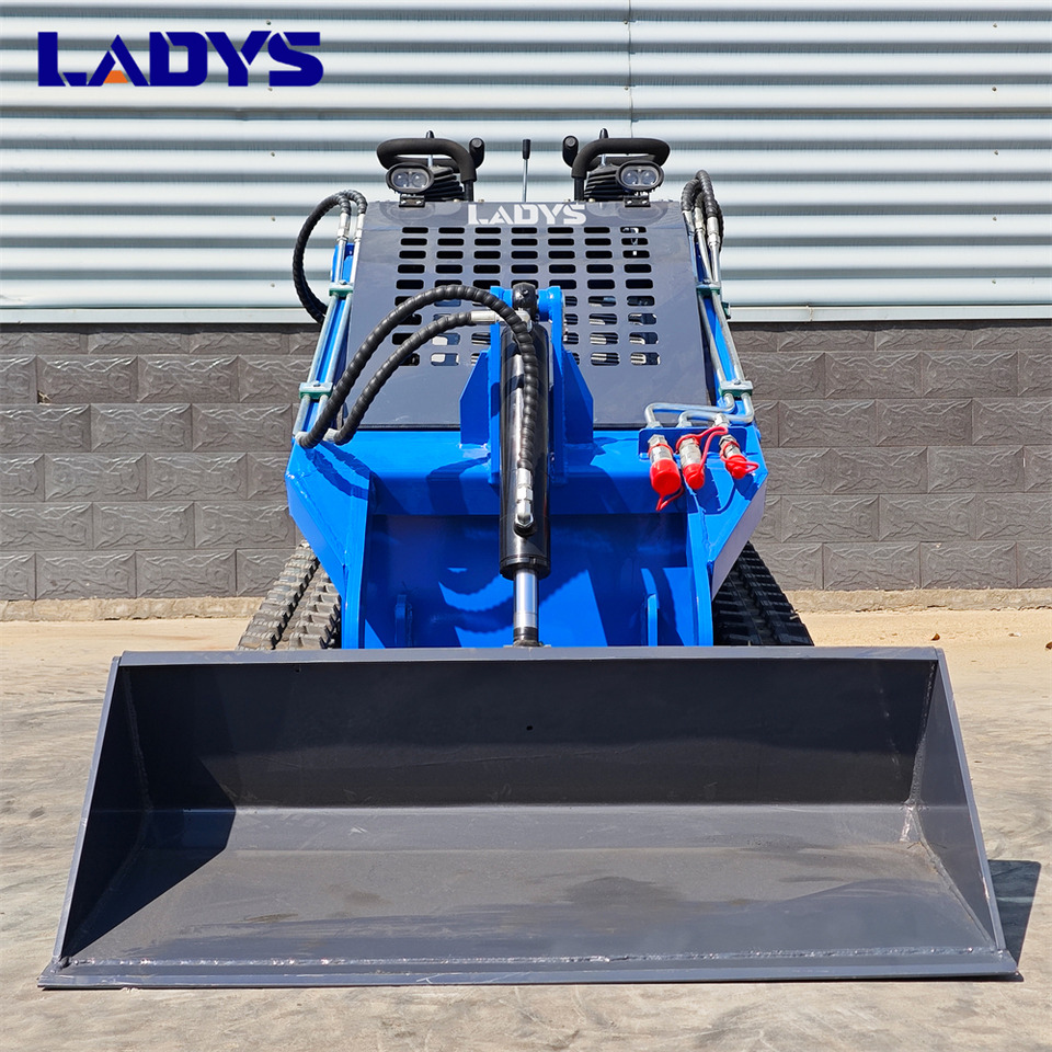 LADYS Free Shipping LA380 Mini Skid Steer Loader Compact Track Diesel Cheap Mini Skid Steer Loader For Sale With Mini Skid Steer Attachments 4 In 1 Bucket - Mini chargeuse: photos 5 LADYS Free Shipping LA380 Mini Skid Steer Loader Compact Track Diesel Cheap Mini Skid Steer Loader For Sale With Mini Skid Steer Attachments 4 In 1 Bucket - Mini chargeuse: photos 5
