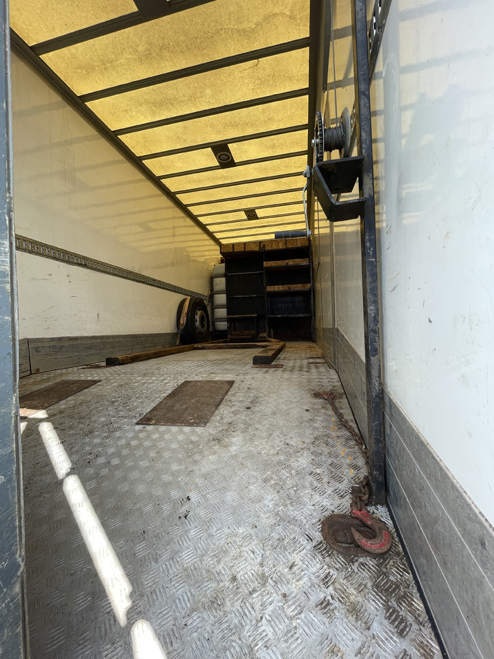 Camion isothermique DAF CF440 FAK: photos 8