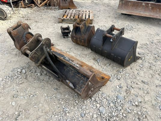 Attache rapide + godets geith - Godet pour pelle pour Engins de chantier: photos 5 Attache rapide + godets geith - Godet pour pelle pour Engins de chantier: photos 5