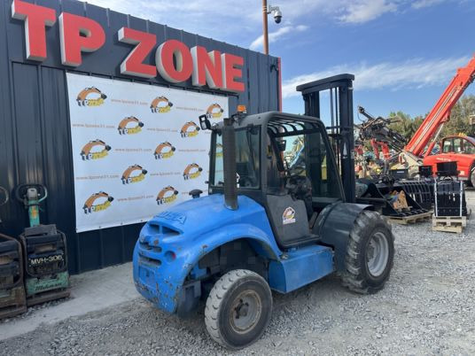 Ausa Ausa C250H 5m40 Triplex à 18500 € HT - Chariot tout terrain: photos 5 Ausa Ausa C250H 5m40 Triplex à 18500 € HT - Chariot tout terrain: photos 5