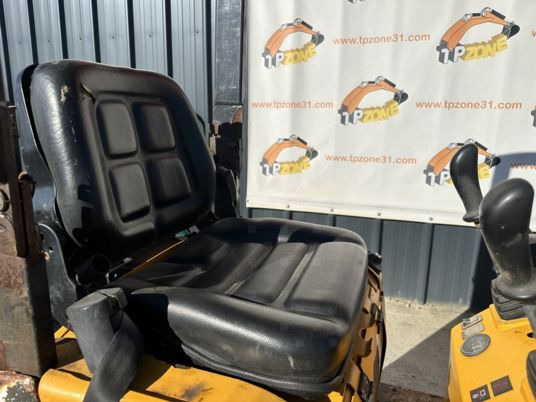 Bobcat E08 à 9 900 € HT - Mini pelle: photos 4 Bobcat E08 à 9 900 € HT - Mini pelle: photos 4