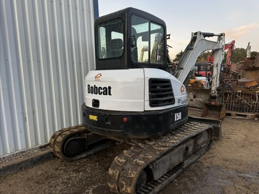 Bobcat E50 à 24900 € HT - Mini pelle: photos 5 Bobcat E50 à 24900 € HT - Mini pelle: photos 5