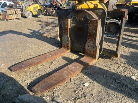 Fourches tête rotative 360° - Fourches: photos 2 Fourches tête rotative 360° - Fourches: photos 2