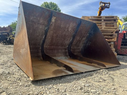 Merlo P60.10 - Godet pour chargeur: photos 2 Merlo P60.10 - Godet pour chargeur: photos 2