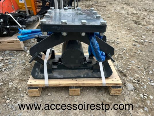 Plaque vibrante hydraulique pour minipelle - Plaque vibrante, Accessoire: photos 1 Plaque vibrante hydraulique pour minipelle - Plaque vibrante, Accessoire: photos 1