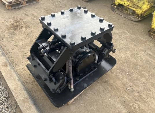 Plaque vibrante hydraulique pour pelle de 10T à 18T - Plaque vibrante, Accessoire: photos 5 Plaque vibrante hydraulique pour pelle de 10T à 18T - Plaque vibrante, Accessoire: photos 5