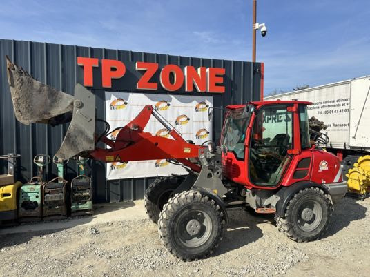 Volvo L28F à 39500 Euros HT - Chargeuse sur pneus: photos 4 Volvo L28F à 39500 Euros HT - Chargeuse sur pneus: photos 4