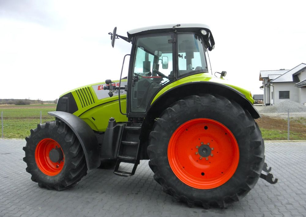 Tracteur agricole Claas Axion 820 2008 Rok, Skrzynia HEXASHIFT, Nie Malowany, Stan Bardzo Dobry: photos 10