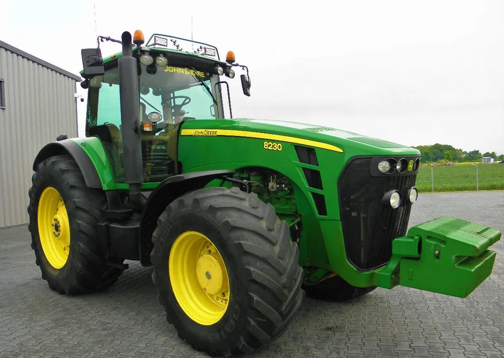 John Deere 8230 POWERSHIFT , Amortyzowna przednia os, Nie Malowany , Stan Bardzo Dobry en crédit-bail John Deere 8230 POWERSHIFT , Amortyzowna przednia os, Nie Malowany , Stan Bardzo Dobry: photos 10