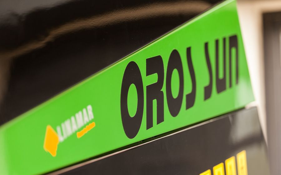 Oros SUN 876 8 rzędowy, Nowe Przystawki do zbioru słonecznika, - Equipement à tournesol: photos 5 Oros SUN 876 8 rzędowy, Nowe Przystawki do zbioru słonecznika, - Equipement à tournesol: photos 5